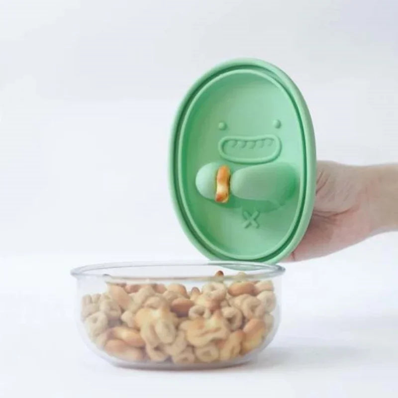 Mess-Free Snack Container – Spill-Resistant Snack Cup for Clean On-the-Go Snacking