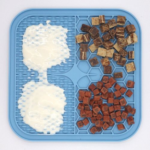 Slow Feeder Mat for Pets – Pet Feeding Mat for Slow Eating & Digestion
